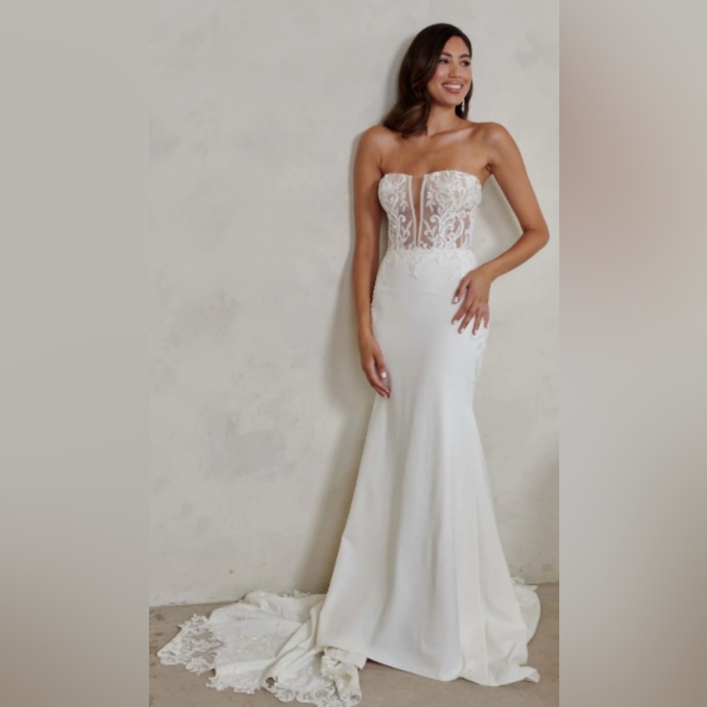 Madi Lane‎ WHITTNEY Wedding Dress – Serene Collection | Size 14 | $2,200 Retail